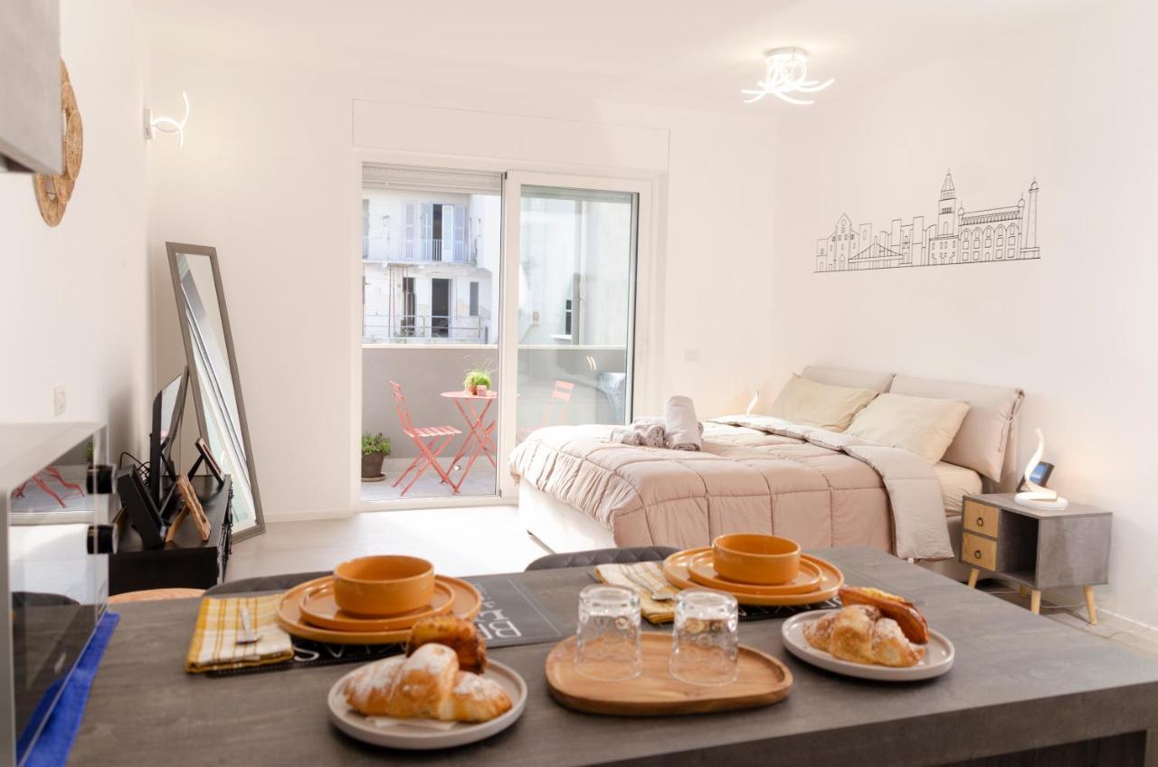 Apulialux Garruba Cozy Apt & Parking Bari Exterior foto