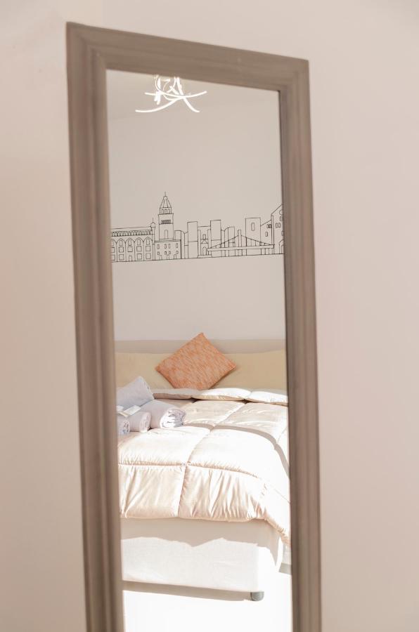 Apulialux Garruba Cozy Apt & Parking Bari Exterior foto